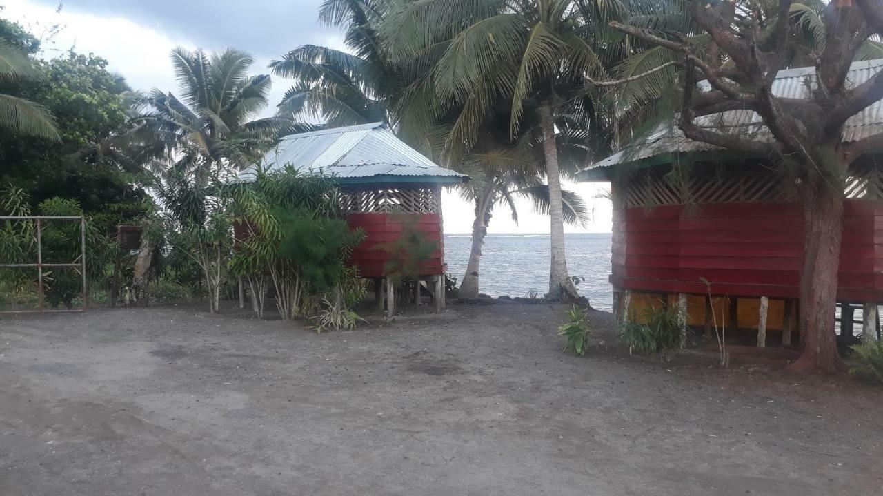 Sina Pj Beach Fales And Surf Hotel Apia Exterior photo